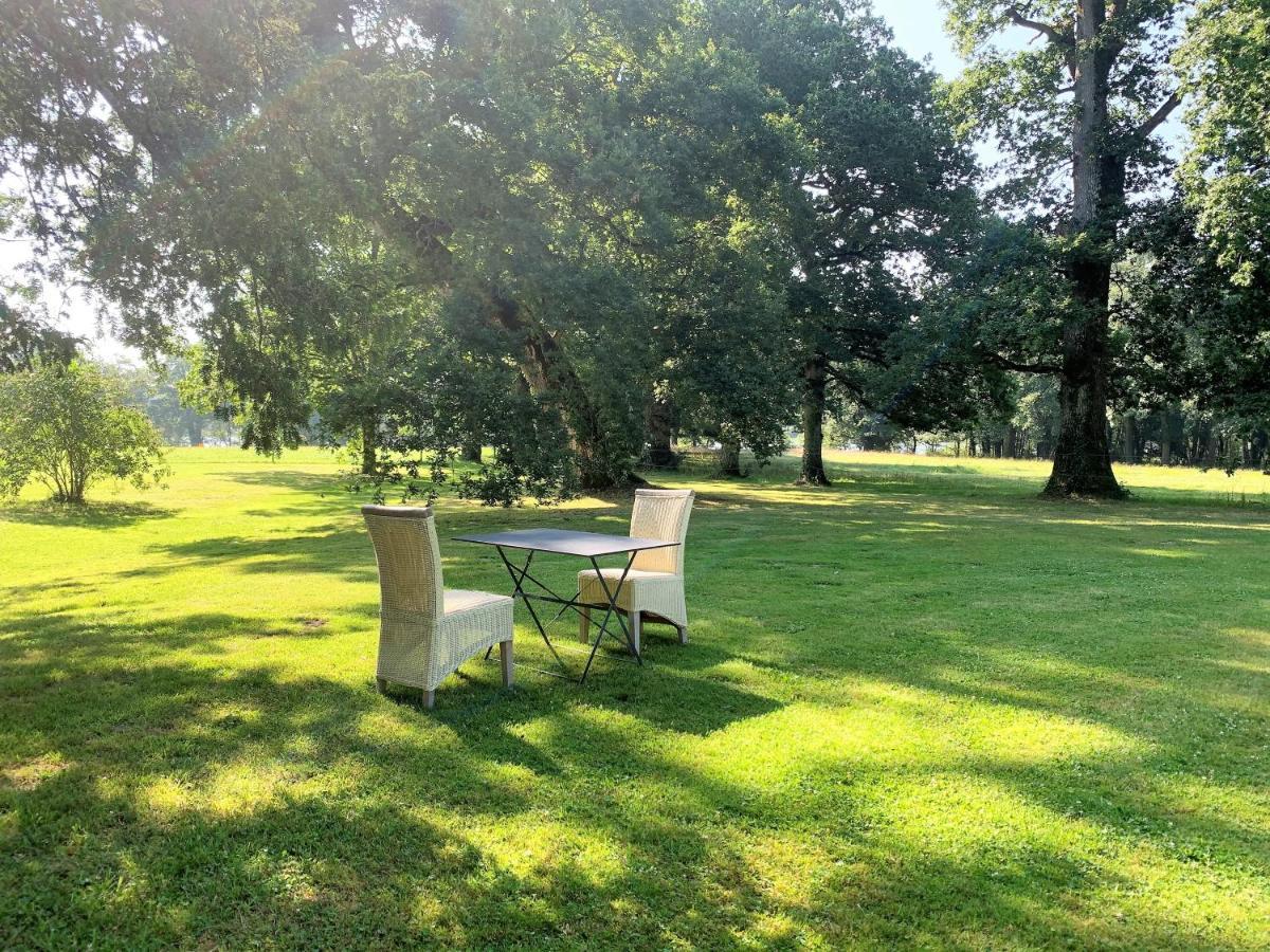 Le Domaine De La Briandais, Experience De Sobriete Electromagnetique Hotel Missillac Luaran gambar